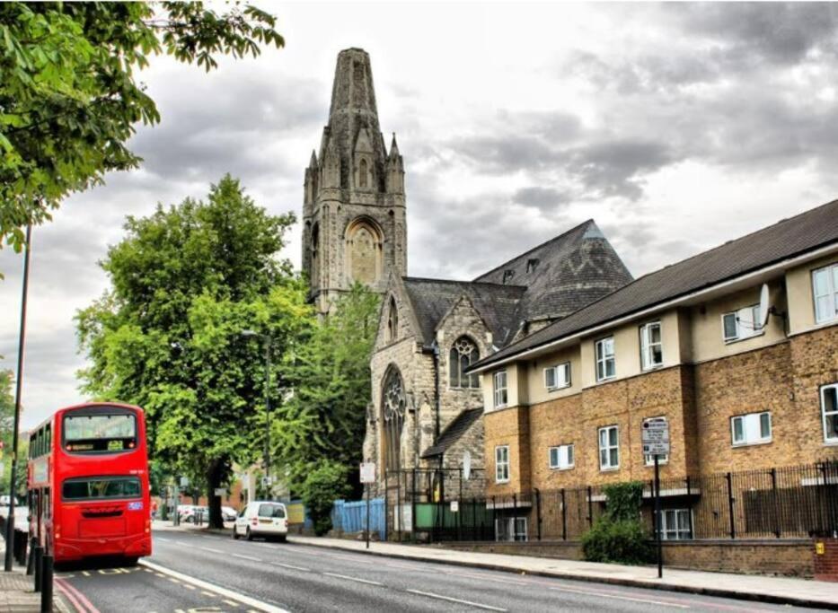 Charming Hotel Laundry Near Tufnell Park Лондон Екстериор снимка